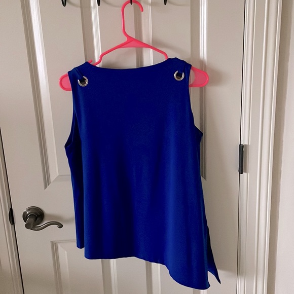 Beautiful Carmen Asymmetric Top! - Picture 8 of 13